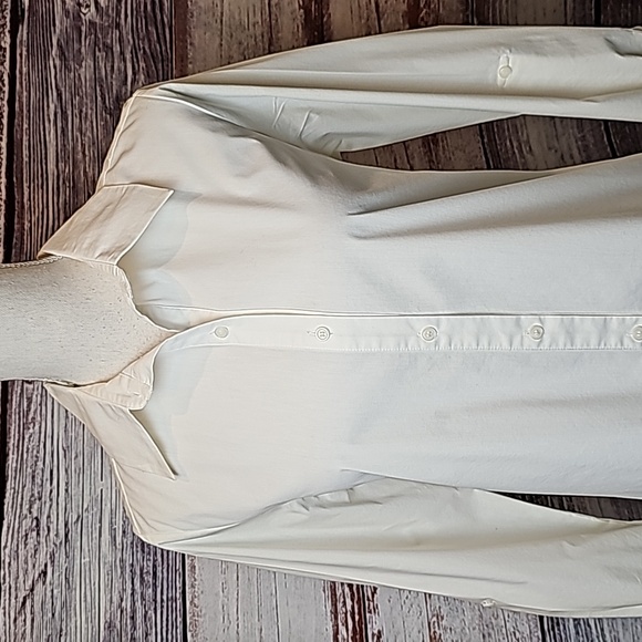 NEW STYLE & CO WHITE HI-LO BACK BUTTON LONG SLEEVE BUTTON UP BLOUSE - Picture 2 of 15